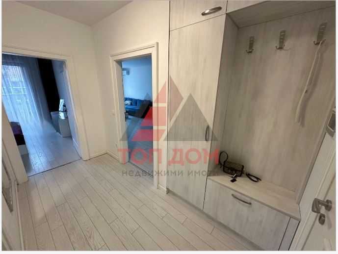 Дава се под наем Двустаен апартамент в Варна, Център - 70 кв.м за 900 € - Снимка #3