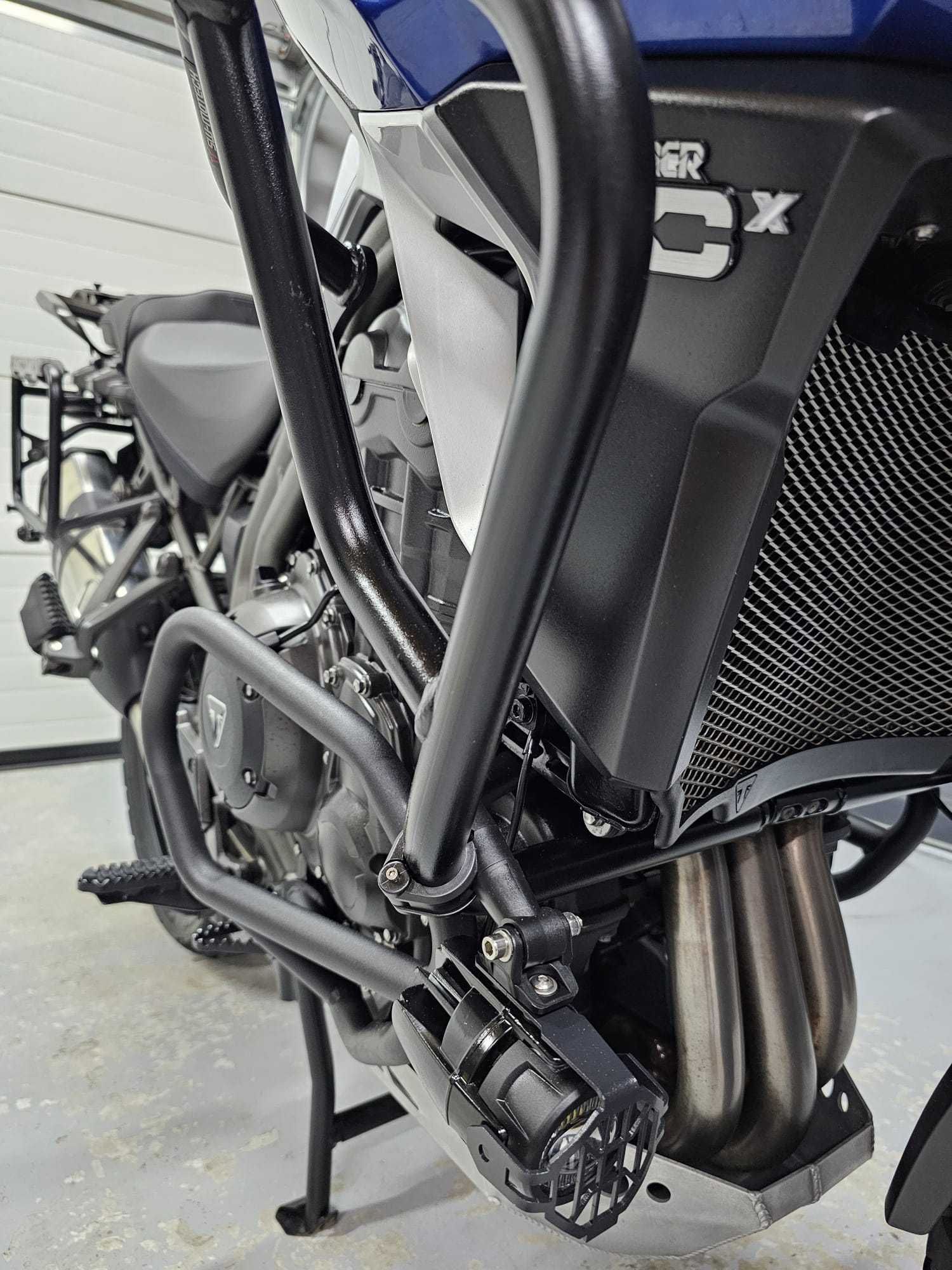 Triumph Tiger 1200 Explorer XCX 2016  ( Nu BMW GS 1250 , 1200 , 1300 )