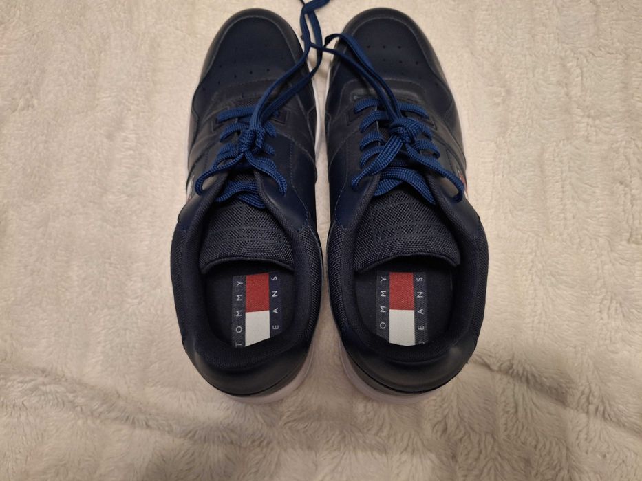 Чисто нови мъжки обувки Tommy Hilfiger