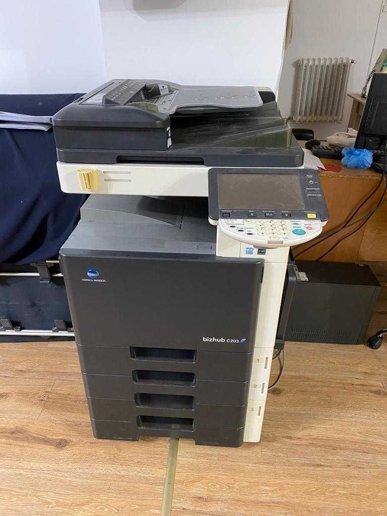 Multifuncțional Konica Minolta bizhub C203