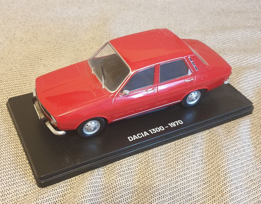 Machete metalice Deagostini cu Dacia 1300 si Dacia 1310