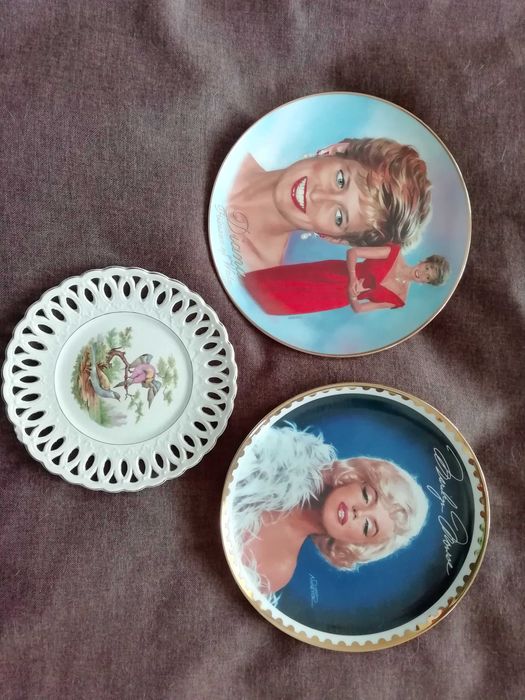 колекционерски декоративни порцеланови чинии