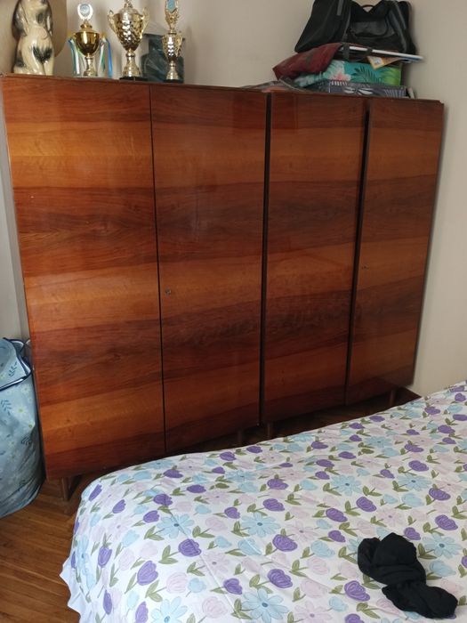 Продаются два шифоньера румынского производства