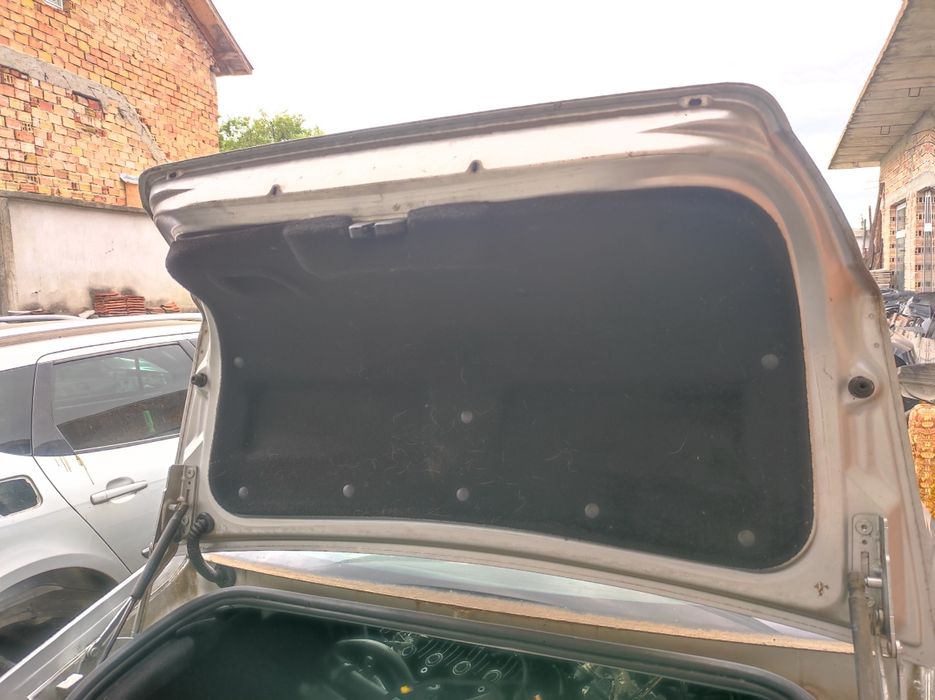 Заден капак за Пежо-407(седан)