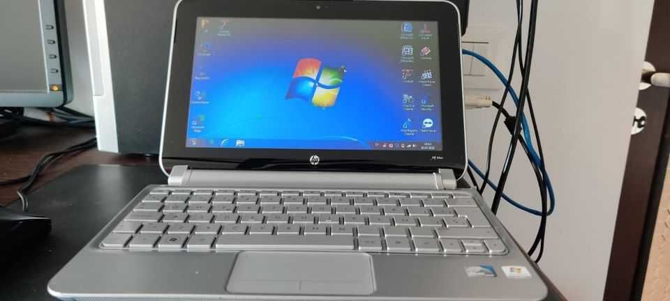 Laptop HP Mini perfect funcțional