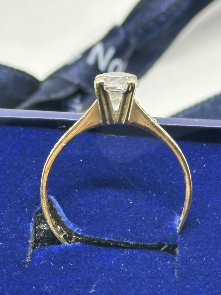 златен дамски пръстен 2.25гр 14к 585