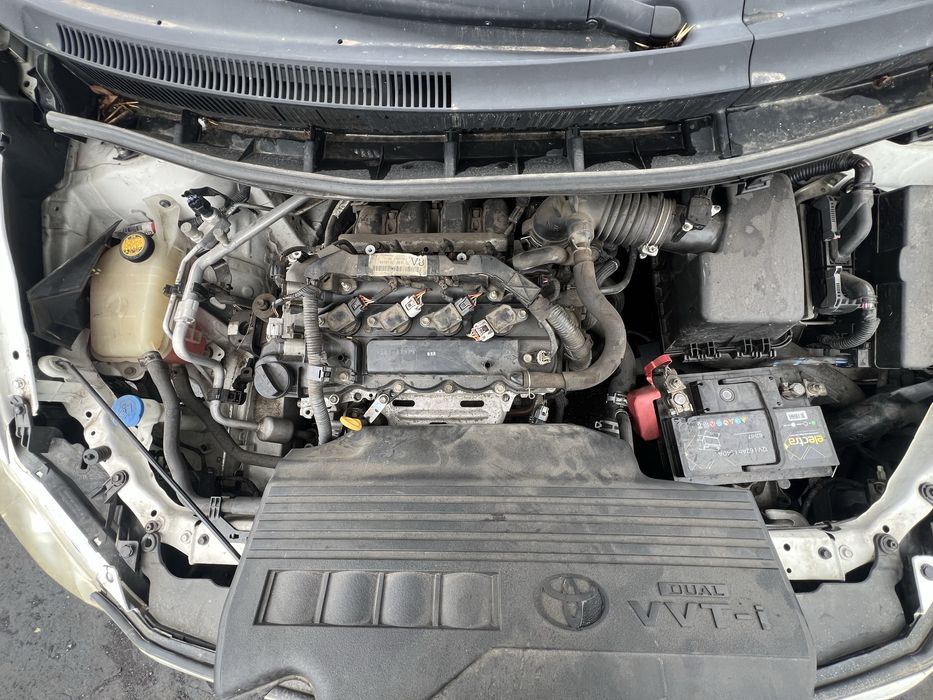 Toyota Auris/ Тойота Аурис (1.33i 2011г. ) на части