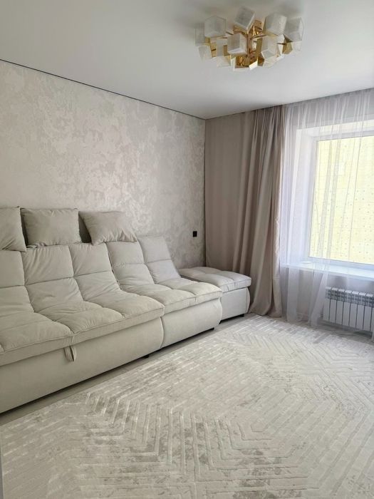 Продам 3 комнатную квартиру в Береке