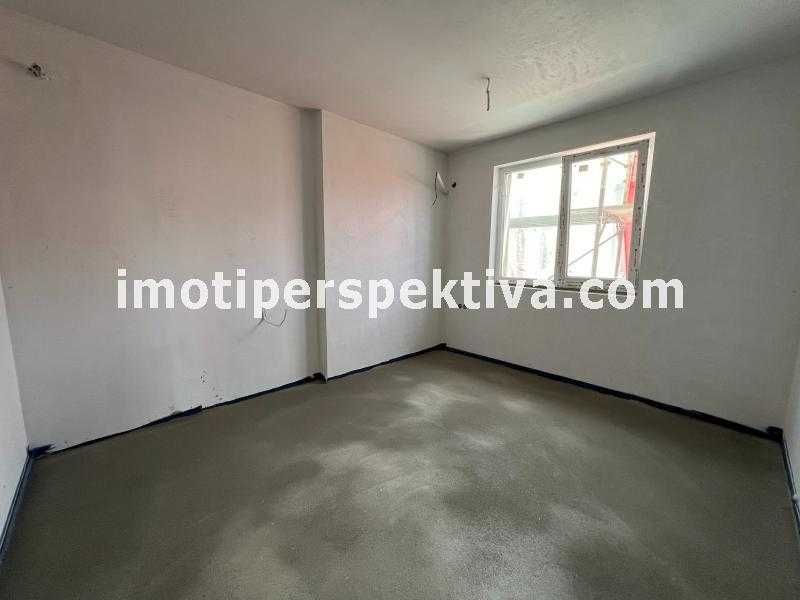 Продава се Тристаен апартамент в Пловдив, Христо Смирненски - 104 кв.м за 1183 €/кв.м - Снимка #6