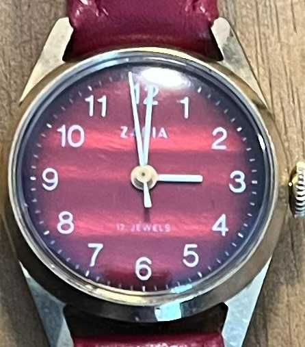 Vand / schimb ceas mecanic ZARIA 17 rubine USSR femei