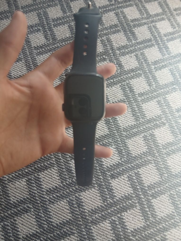 Sotila smart soat holati yaxshi 250 ming som