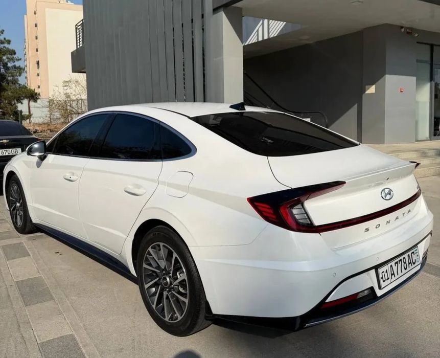 HYUNdAI SONATA 5 pozitsiya