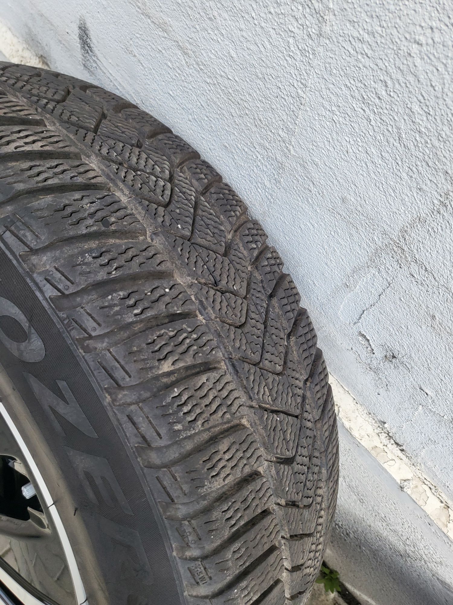 Jante aliaj Mercedes R17, anvelope Pirelli 225 55 17