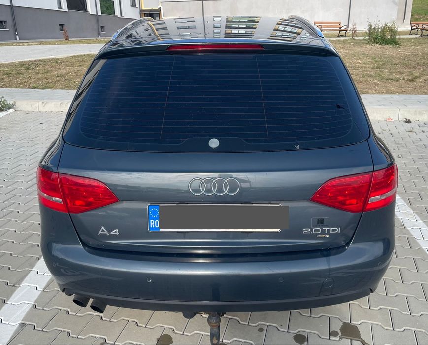 Vand Audi A4 B8 2010