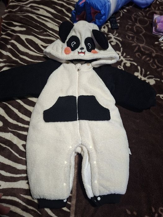 Комбинезон очень теплый для малышей