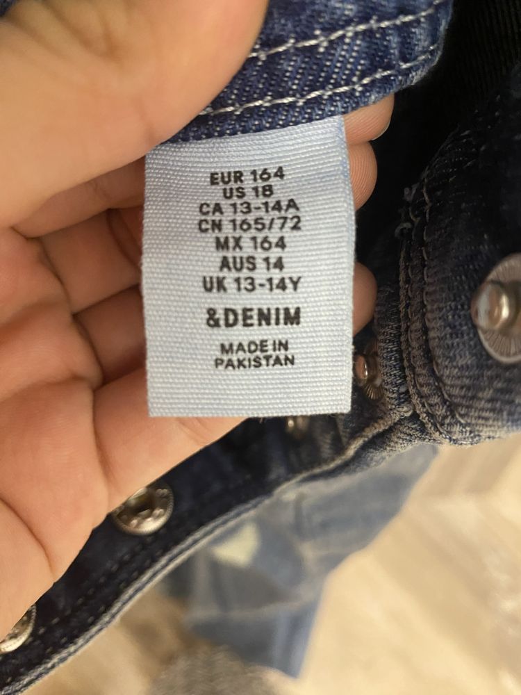 Продам комбинезон H&M