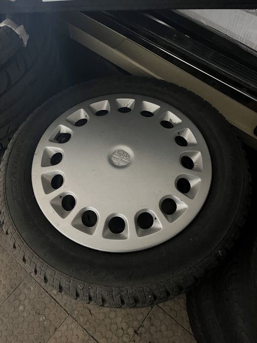 Продавам джанти 14ки от Алфа 145/6 4x98 със зимни гуми