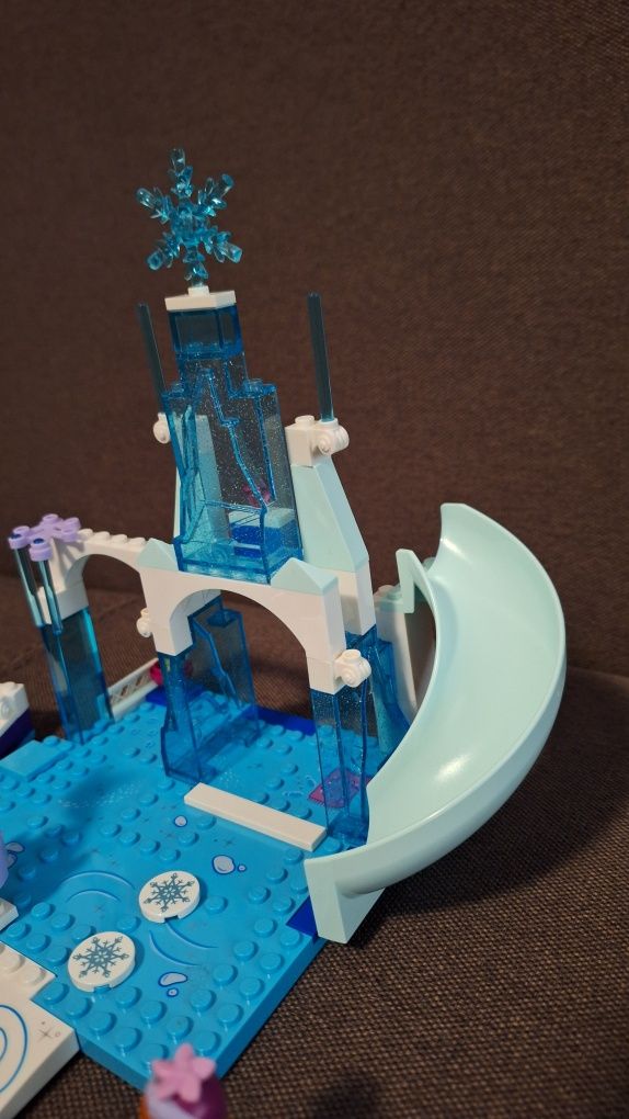 Lego 10736 castel/loc de joaca Frozen