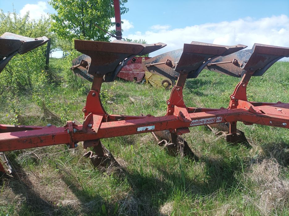 Plug 3+1 Gregoire Besson