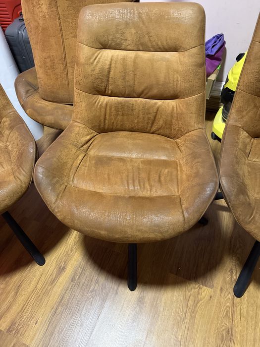 Трапезни столове въртящи