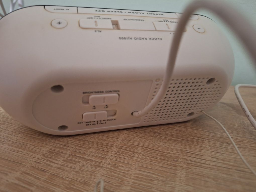 Ceas cu radio Philips miror