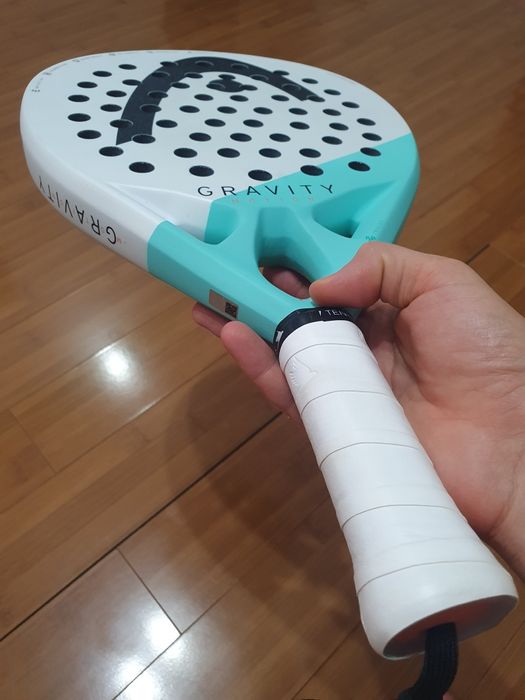 Head Gravity Motion paleta/racheta de tenis ca Noua