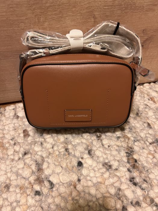 Чанта crossbody на Karl Lagerfeld, естествена кожа, нова