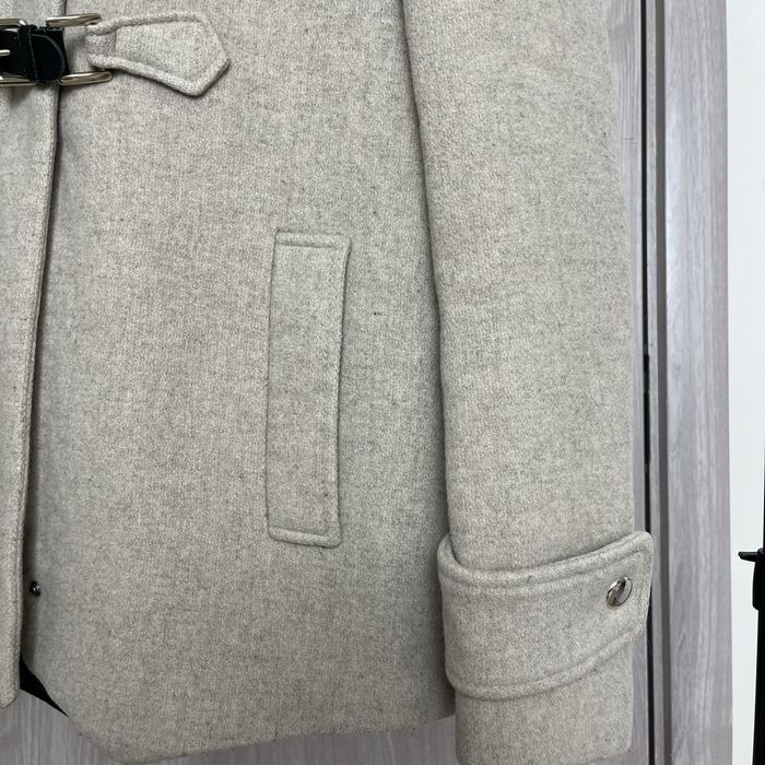Палто на марката Zara