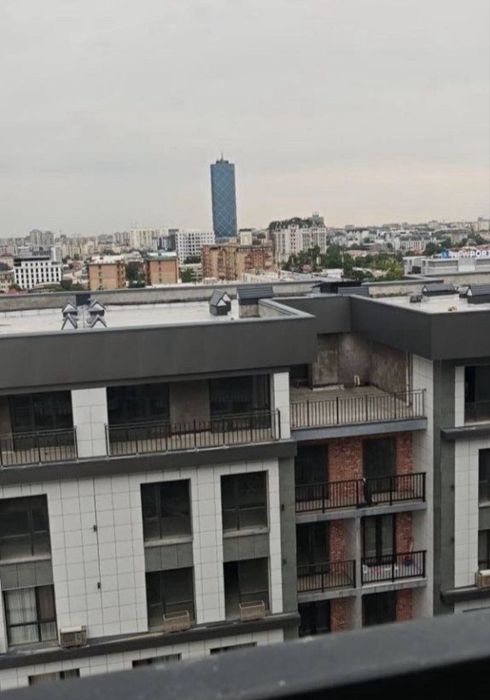 Продаётся 3-х комнатная квартира в ЖК Parkwood 63м2