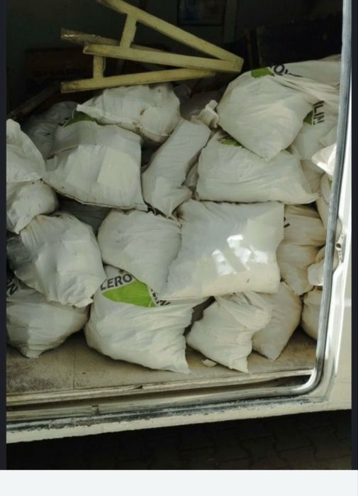 Curatenie moloz debarasari