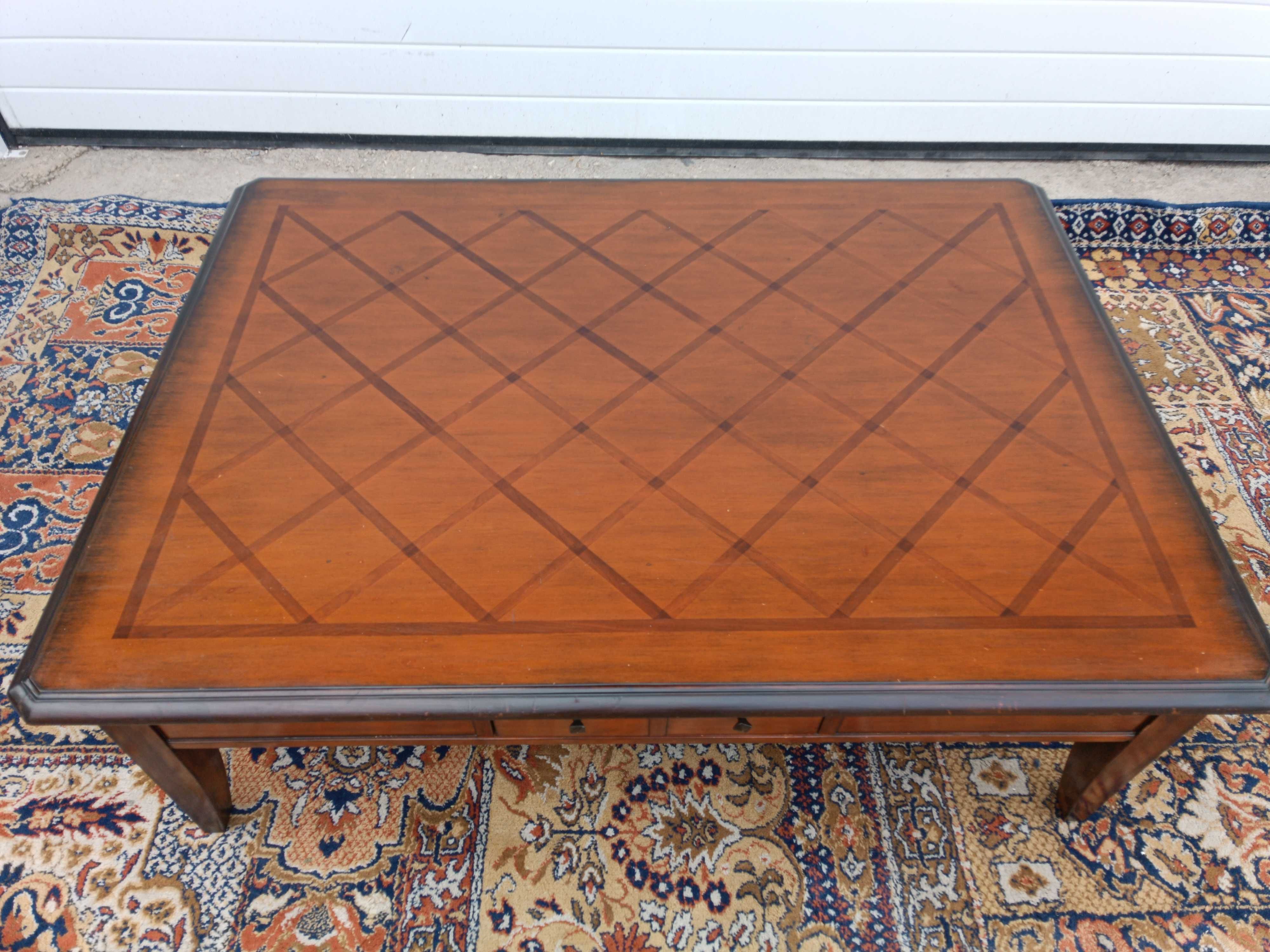 Уникална старинна дървена ниска салонна маса с интарзия внос Холандия.