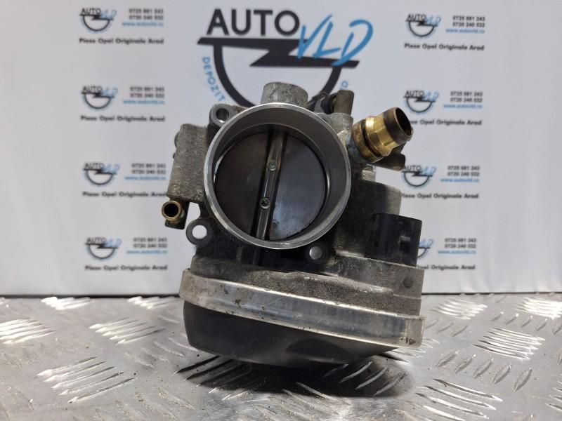 Clapeta acceleratie Opel Zafira B 1.8 z18xer