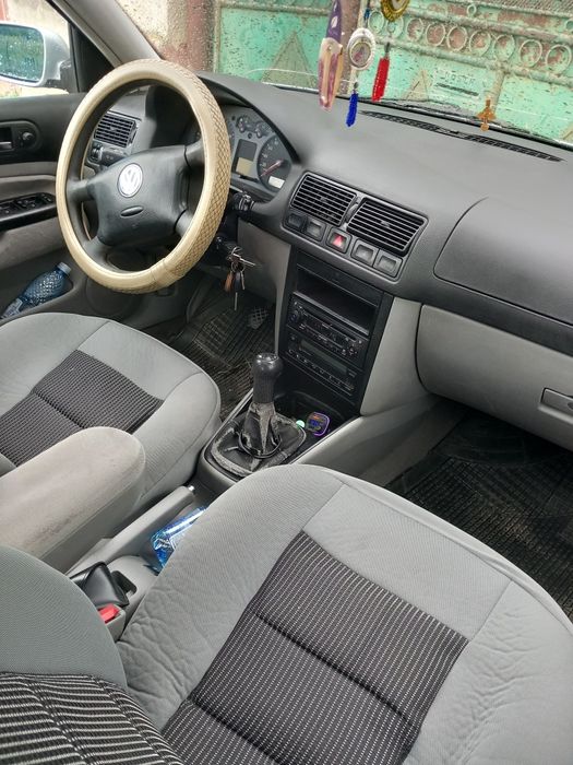 Vând golf 4 în stare foarte buna