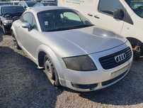 На части! Audi TT