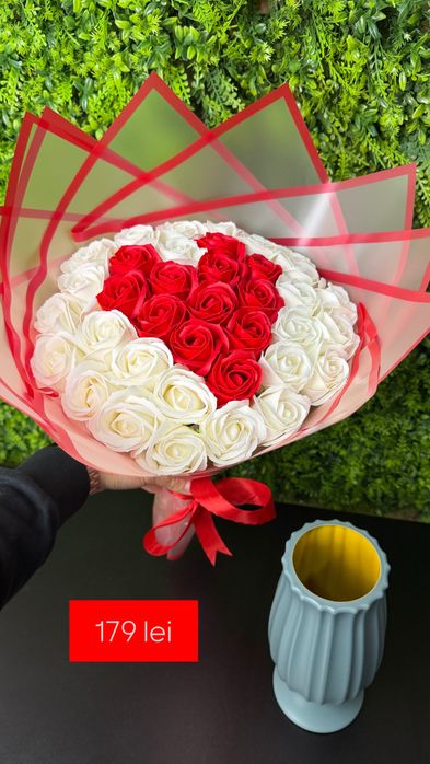 Cadou de craciun pentru iubita buchet trandafiri de sapun urs de plus