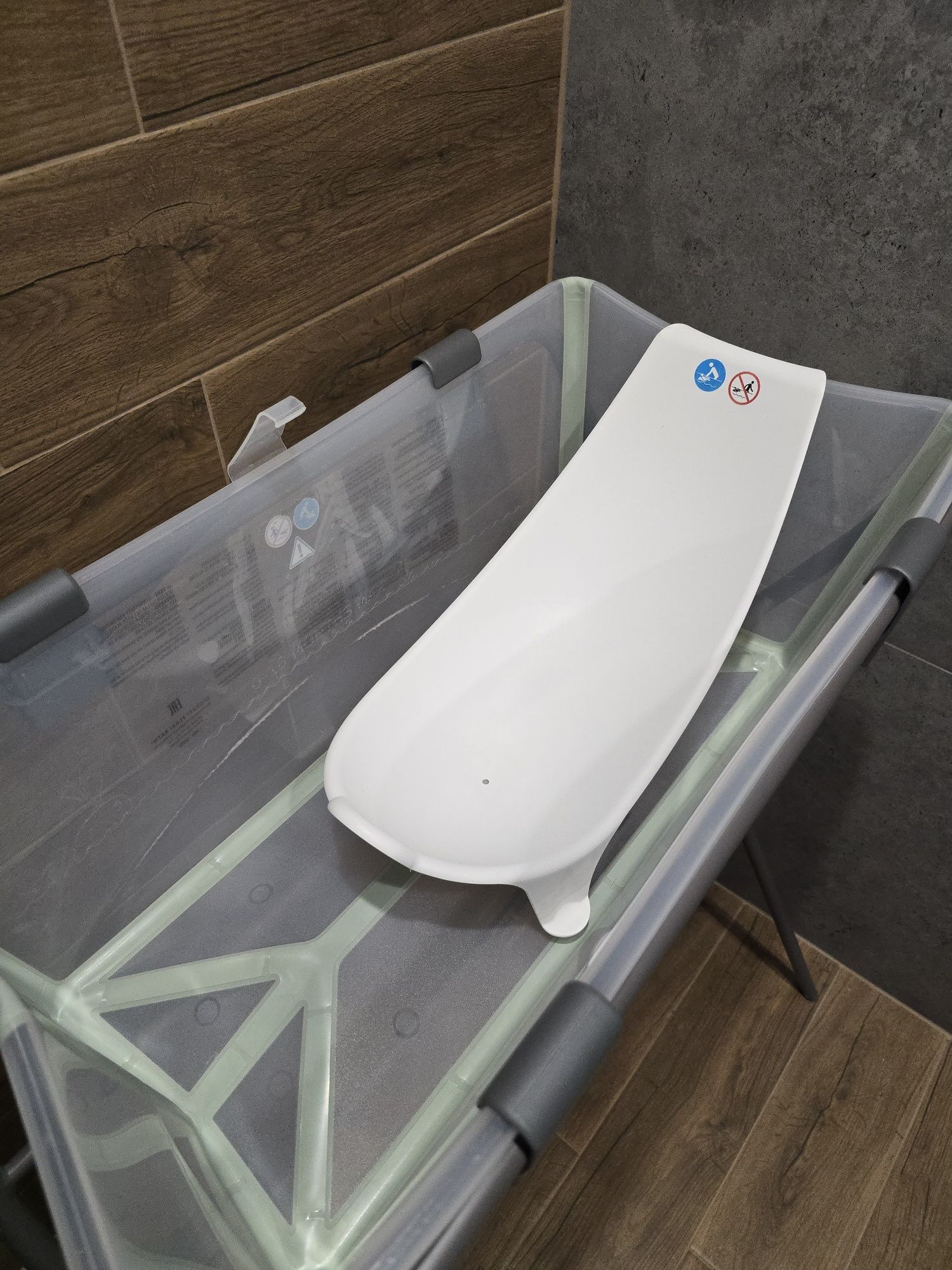 Пълен комплект вана Stokke Flexi Bath със стойка и поставка за бебе
