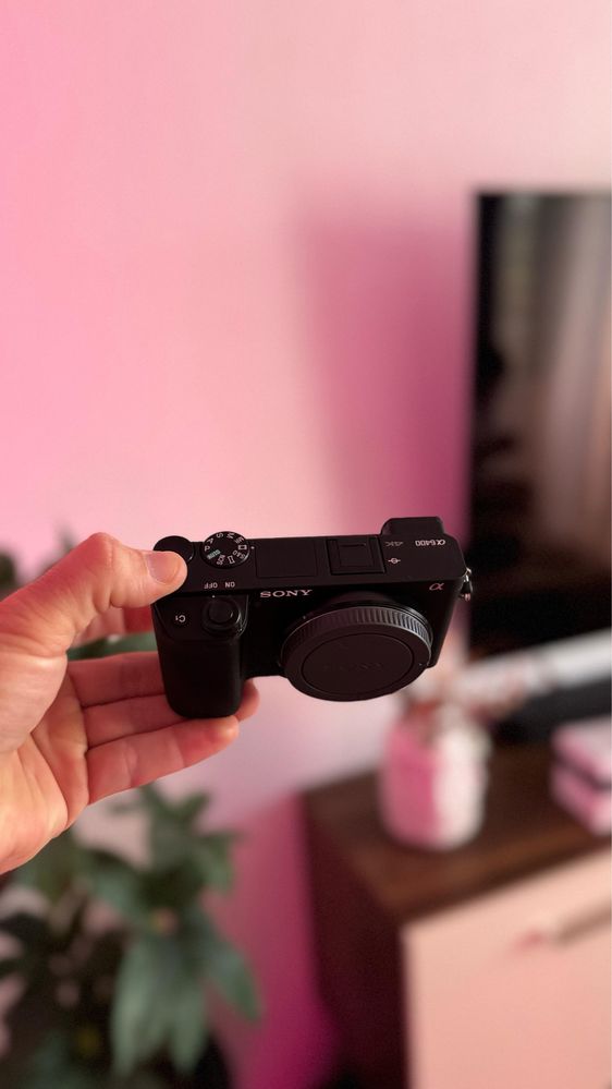 Aparat foto Mirrorless Sony Alpha A6400