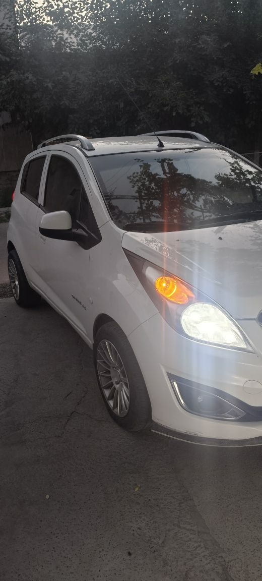 Chevrolet Spark 2015