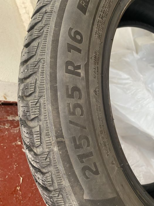 Vand patru anvelope Michelin 215/55/16 si patru jante din grupul vag