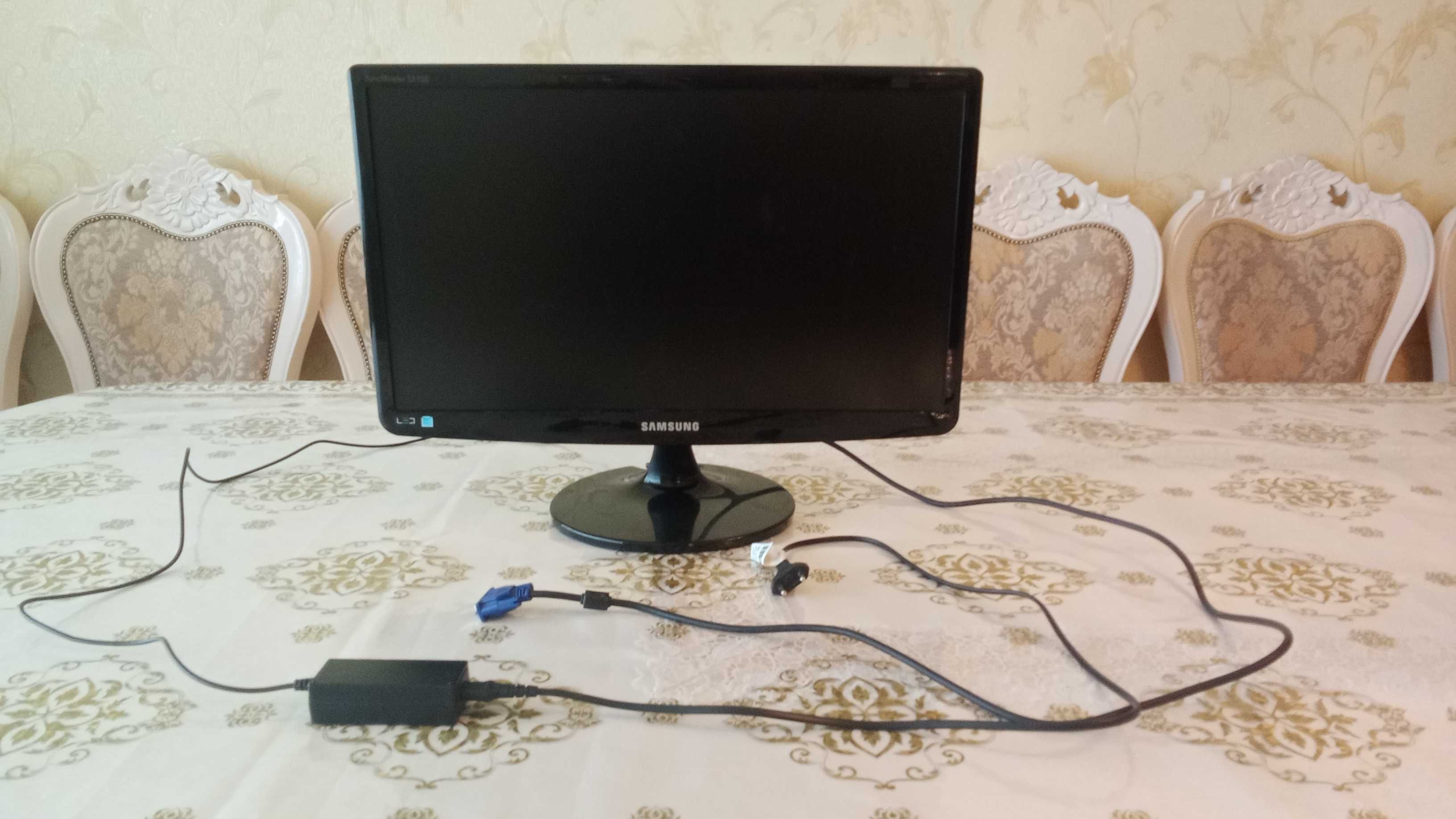 Продается компьютерный монитор