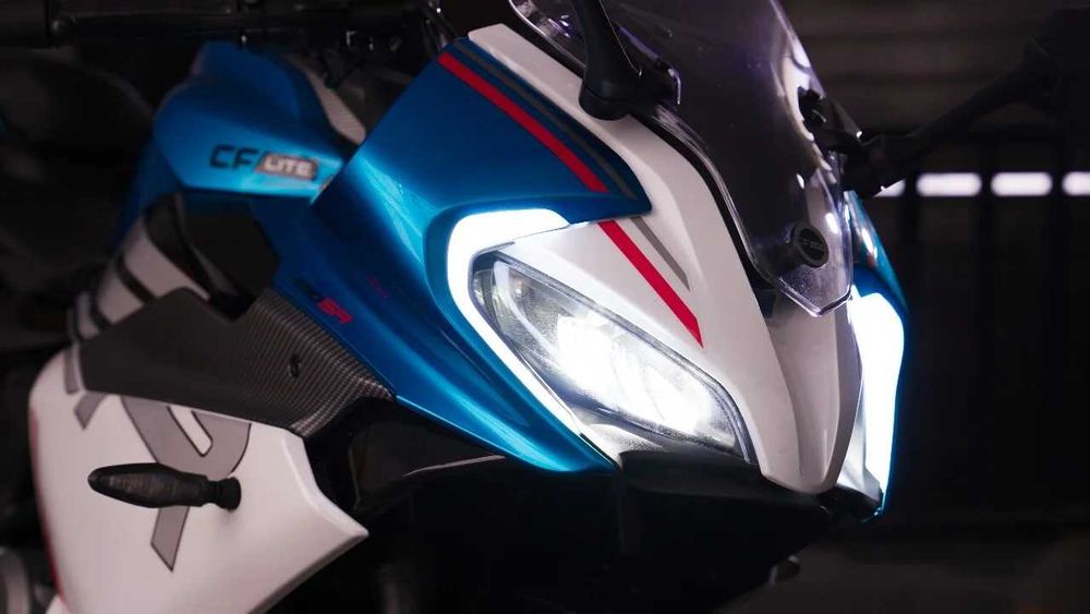 CFMOTO 250SR Yengi sportbayk