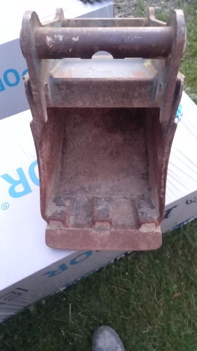 Vand cupă escavator