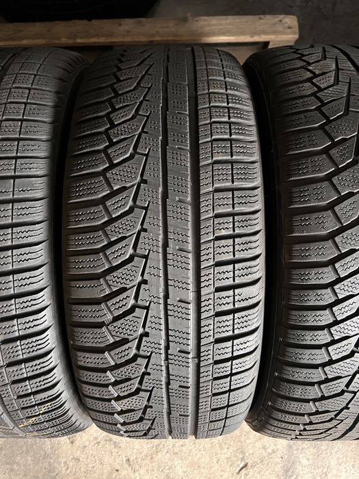 4 anvelope iarna 215/55/16 , Hankook !