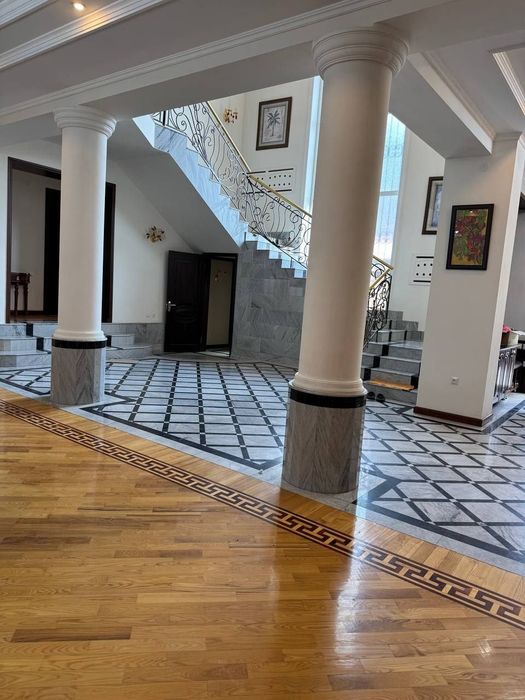 Ракатбоши Идеально под Бизнес 
 Офис.Час.Сад.Гостица
Угловой фасад 30