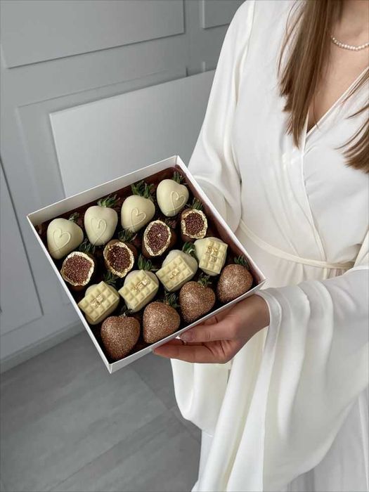 Клубника в шоколаде | Подарок на любой праздник Астана доставка