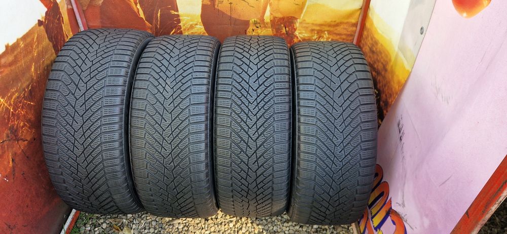 Set 4 Anvelope Pirelli 275 40 R22 M+S. Dot 2022 . Run-flat