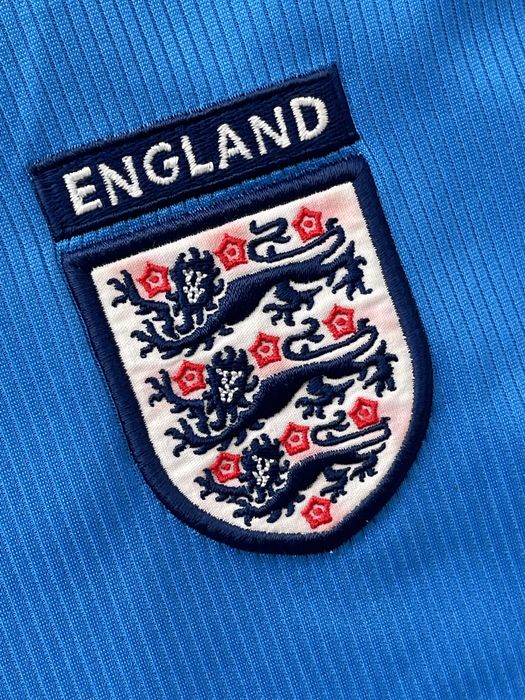 Tricou UMBRO Nationala Angliei Vintage Albastru Barbati | Marime L