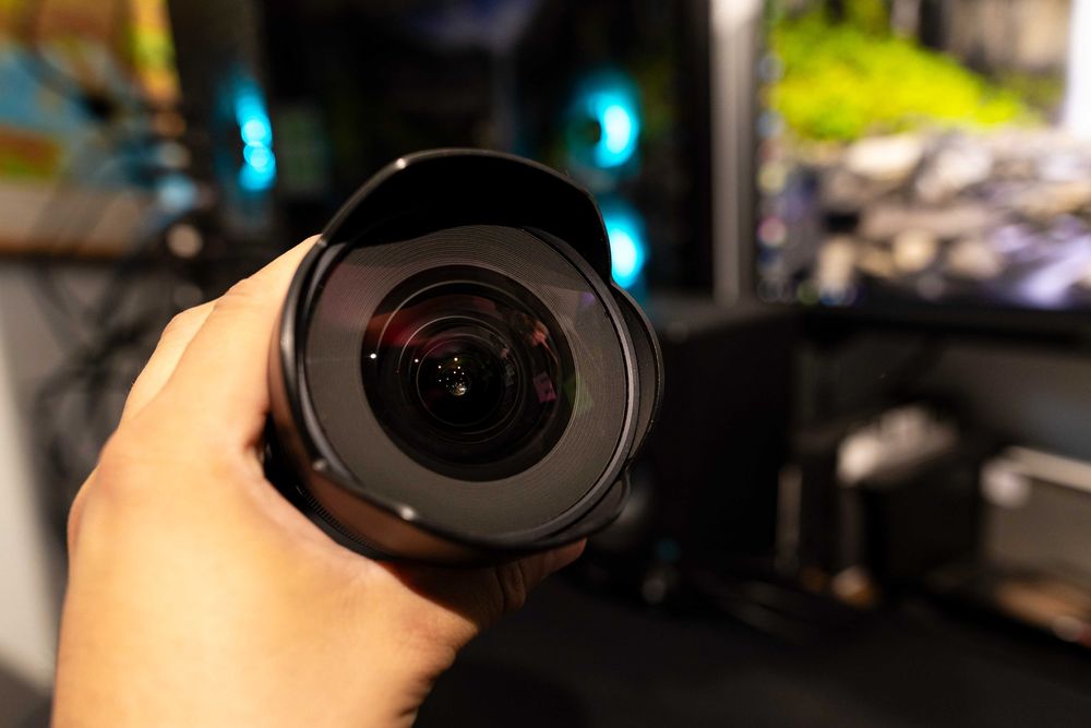 Samyang AF 14mm f/2.8-stare foarte buna