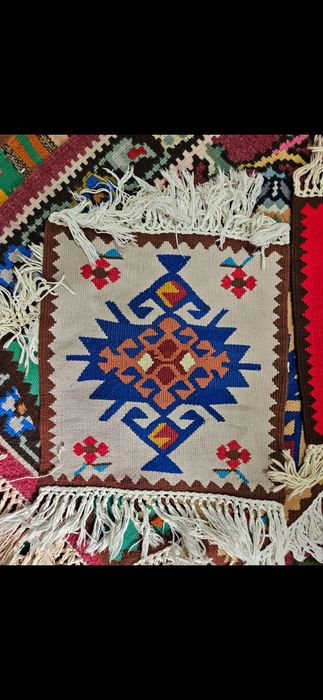 Котленски пътеки и килими