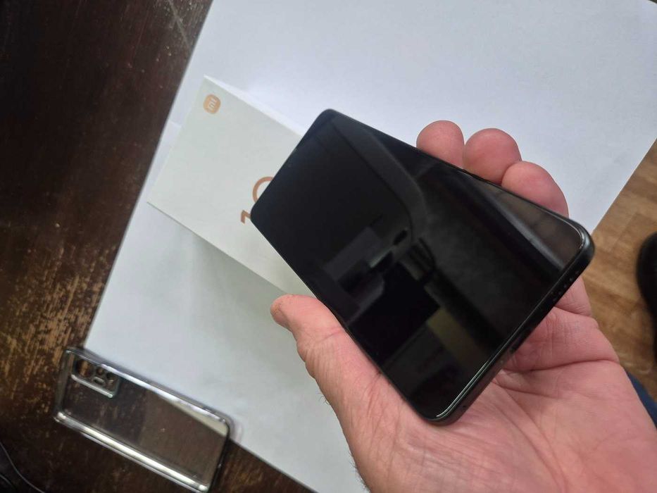 Продавам Xiaomi 12 Lite 5G